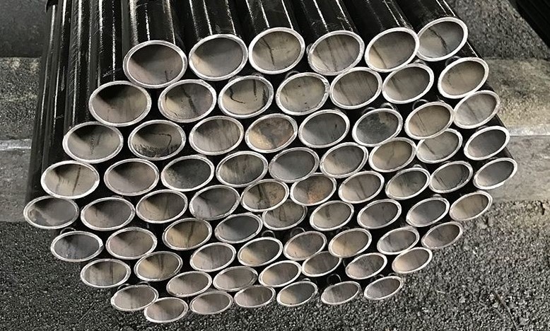 Black Pipe
